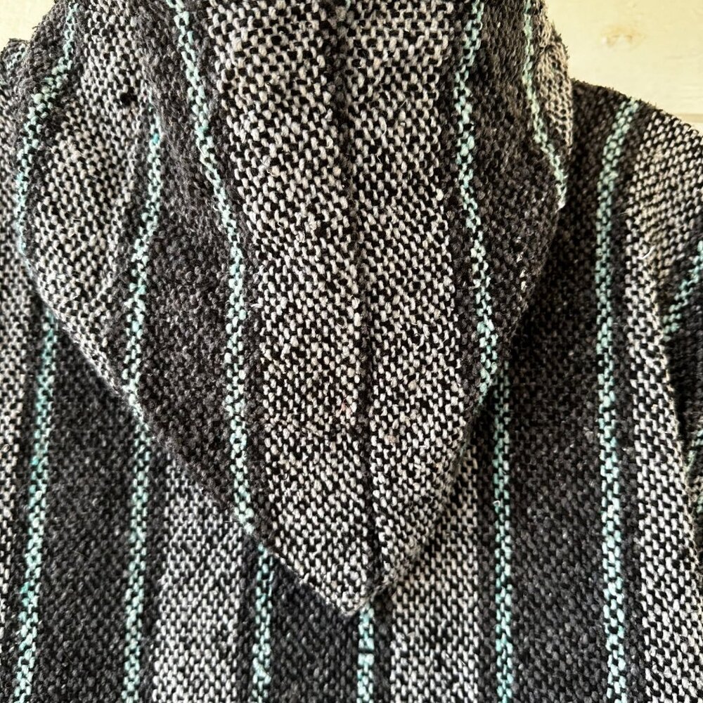 Iguana Jack Pullover Size XL - Picture 7 of 13